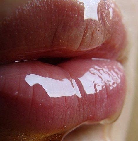 wet lips porn